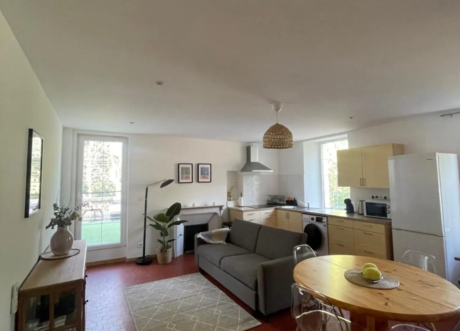 Appartement Chateau Rouge لا لوند-ليه-مور 0*,