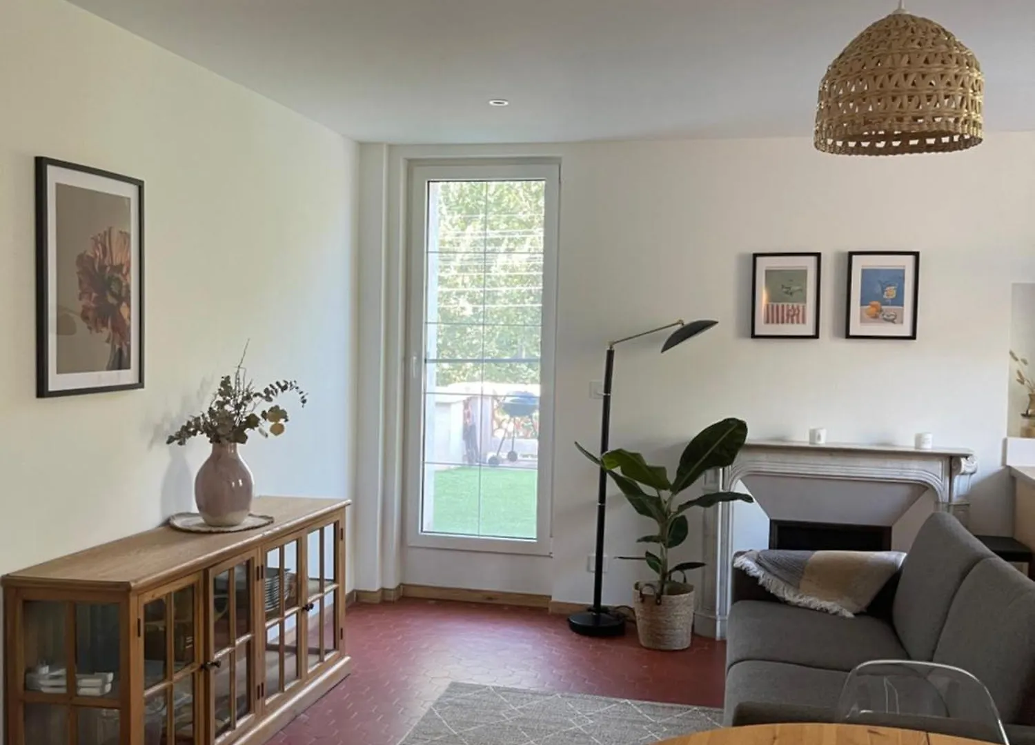 דירה לה-לונד-לה-מורה Appartement Chateau Rouge צרפת